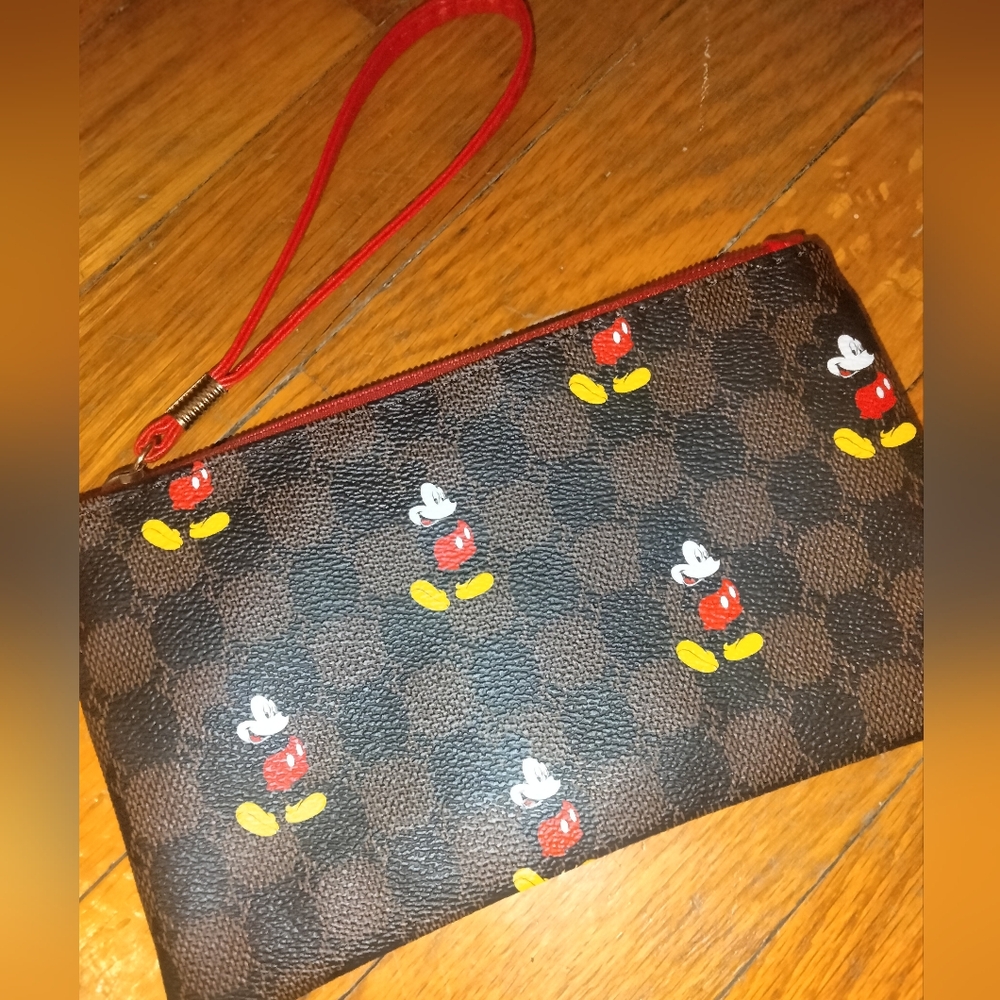 Disney Mickey Mouse Brown Checkered Wristlet Clutch Bag